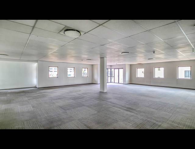 556M² BUSINESS CENTRE TO LET IN MORNINGSIDE
